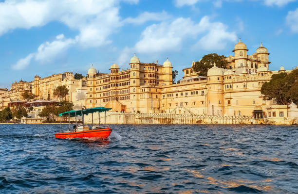Udaipur sightseeing tour