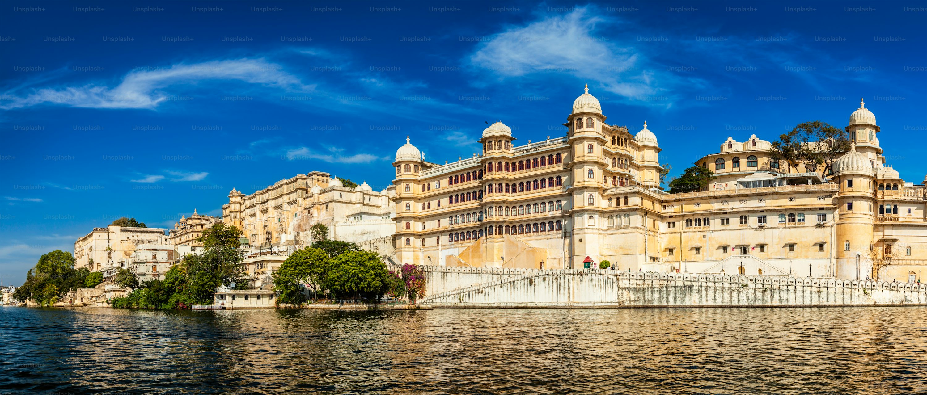Udaipur Bus Service